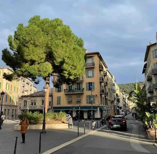 Апартаменты La Maison Helene & Antoine Le Port Ницца
