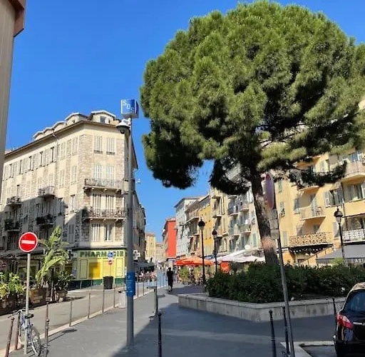 Апартаменты La Maison Helene & Antoine Le Port Ницца